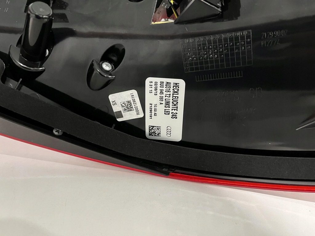 фото №10, Audi q3 8u лампа лівий правий задня комплект led 8u0945093a 8u0945094a