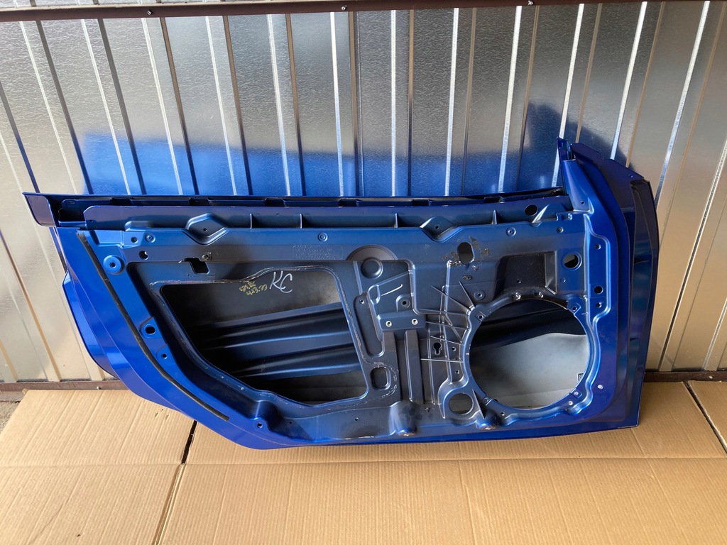 фото №6, Дверь левая chevrolet corvette c8