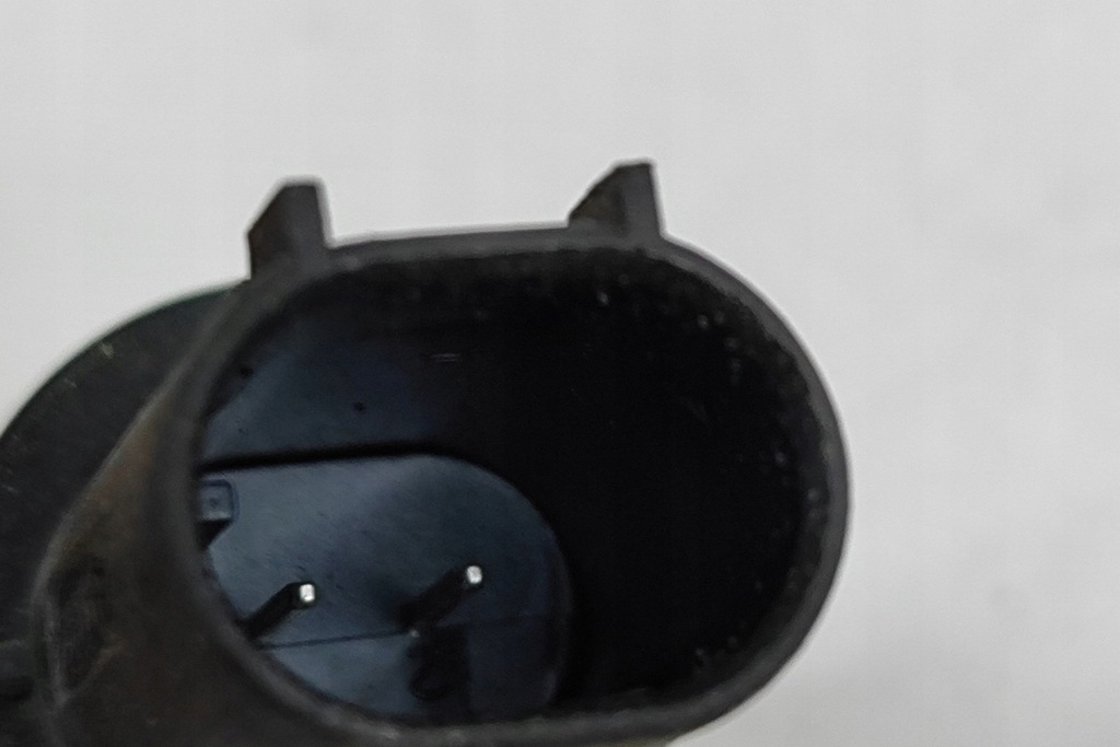 фото №6, Aston martin db11 датчик температуры наружной a0075421318 2022 25938991