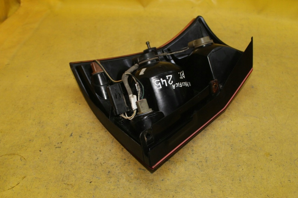 фото №5, Лампа правый задняя задняя pacifica i