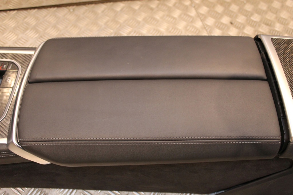 фото №8, Bmw g14 g15 g16 m8 f92 f93 приборная панель приборная панель  туннель alcantara карбон