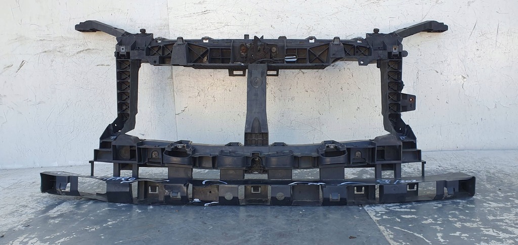 фото №1, Renault trafic iii vivaro ii 015- pas передний