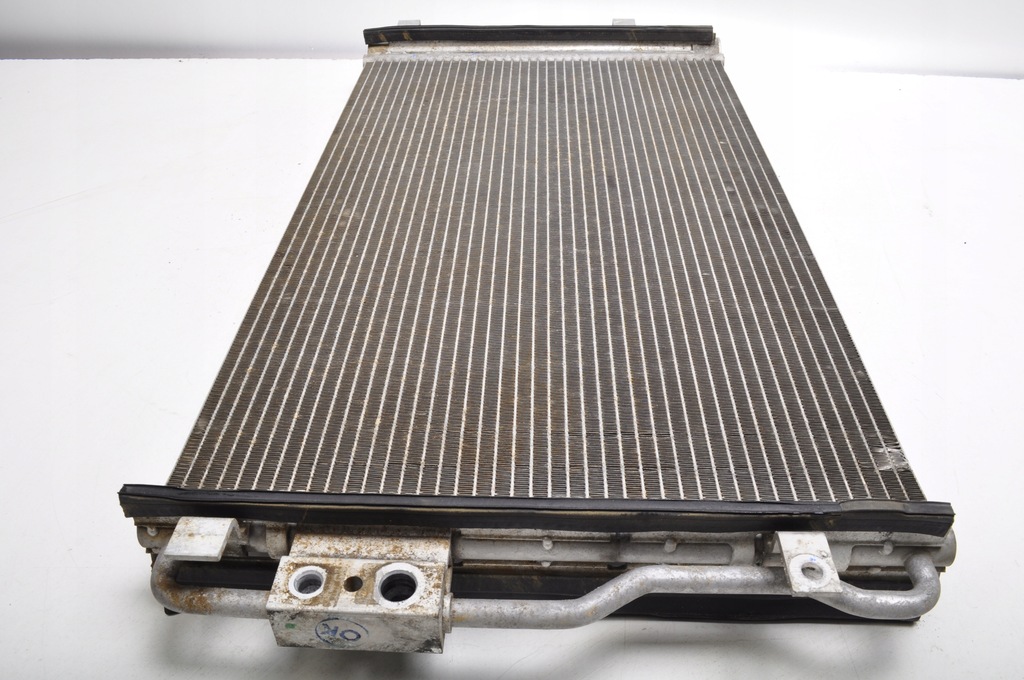 фото №6, Aston martin db11 4.0 радиатор кондиционера hy53-19710-ac
