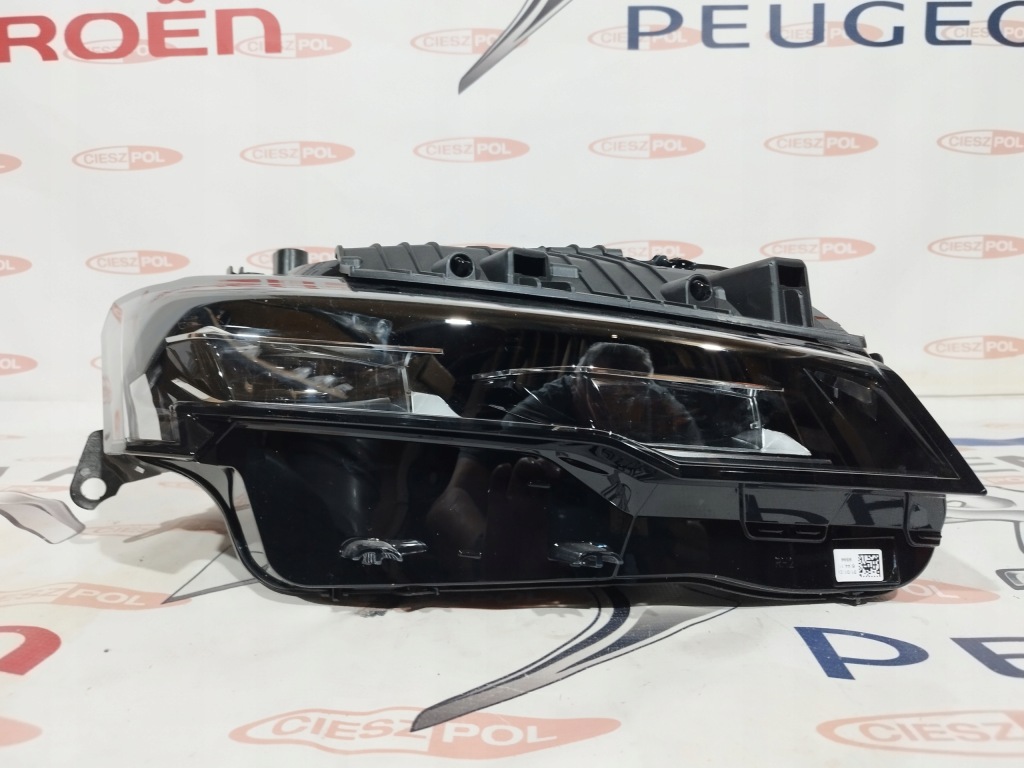 фото №1, Лампа peugeot 308 t10 peugeot 408 права matrix full led nowa оригінал