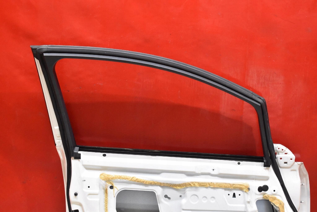 фото №13, Дверь левая перед передние белый nissan leaf 1 i za0 lift 10-17