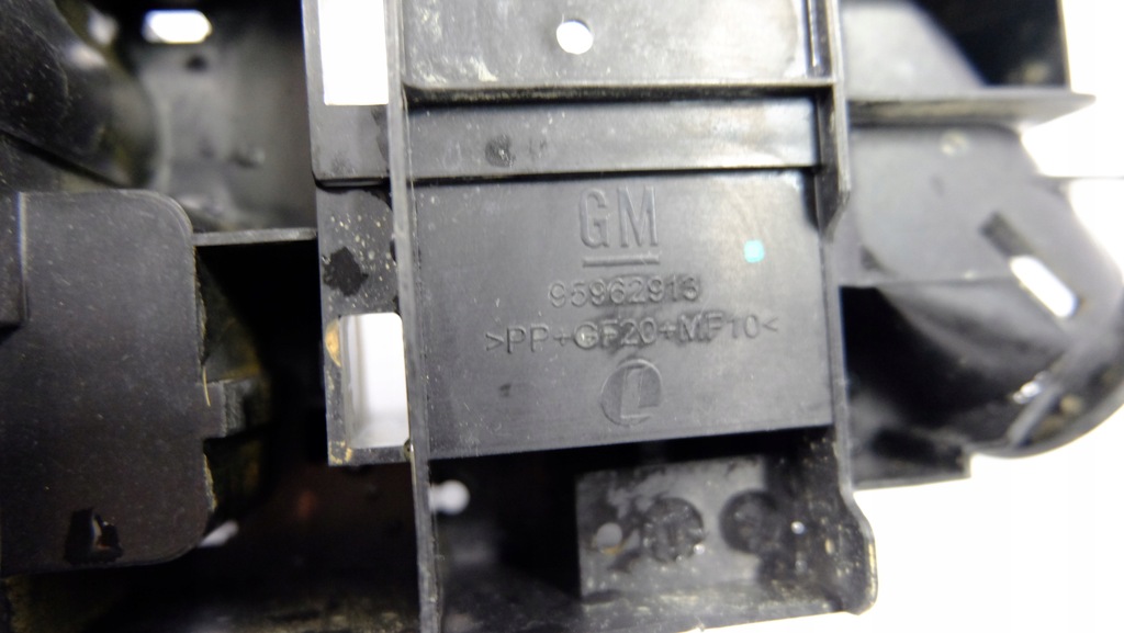 фото №8, Opel mokka i корпус запобіжників 95962913