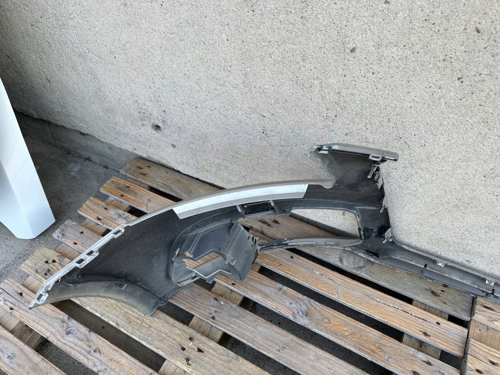 Купити Бампер перед передній audi q5 i 8r0 lift fl 2012-