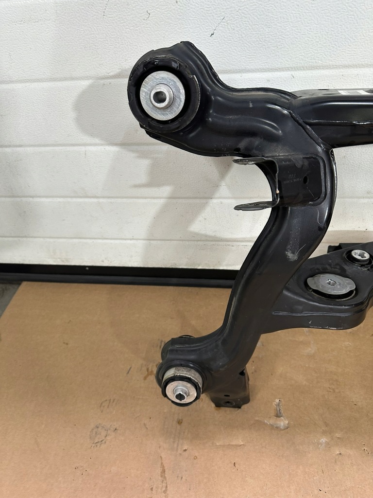 Підрамник підвіска задній, підрамник задні, підрамник mercedes eqa w243, h243 Доставка