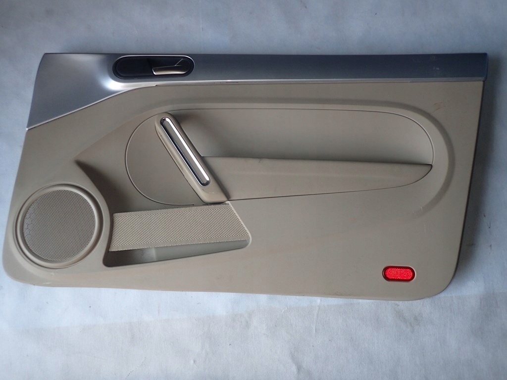 фото №1, Vw beetle 5c обивка дверь