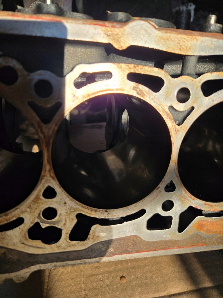 фото №8, Блок двигуна dry 2.0 tsi 06q103023a