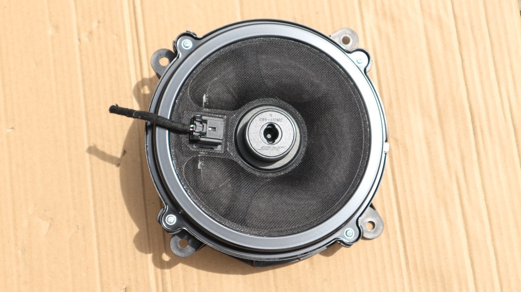 фото №1, Mazda динамік bose mazda 6 mazda cx-5 mazda 3 kd4566a60