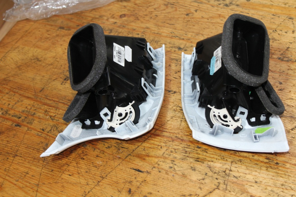 фото №14, Citroen ds3 10r решітка обдув ліва права комплект a1092112