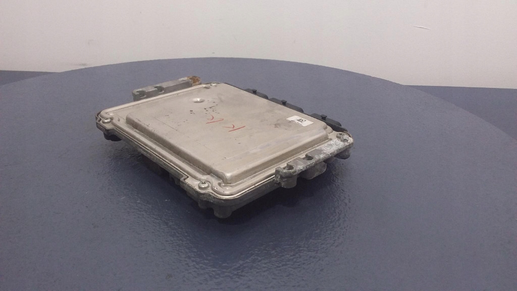 фото №5, Mazda 3 bk 1.6 d citd 90 km блок управления двигателя 6m61-12a650-ab 0281012531