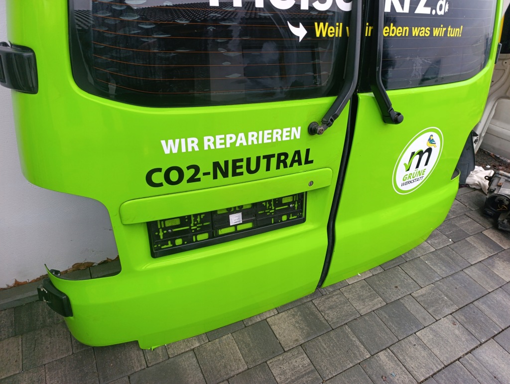 Дверь задний  створка задние левая правое vw t5 t5 рестайлинг  t6 Киев