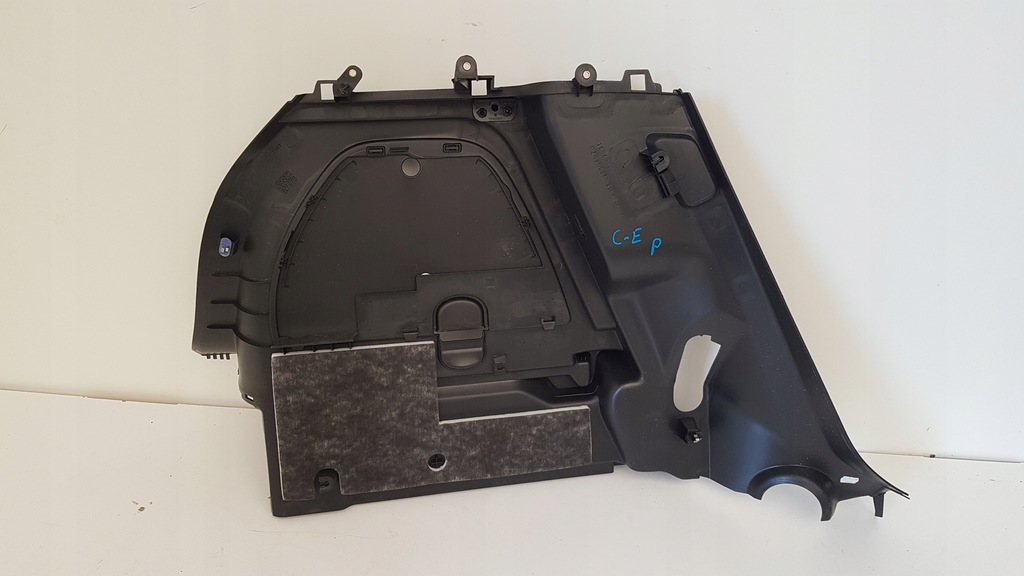 фото №5, Opel corsa e обшивка багажника правый 5 дверь