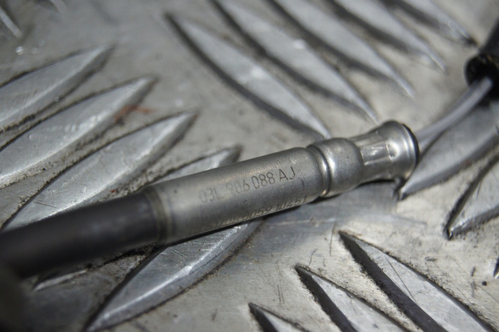 Датчик температура выхлопных газов vw ag 1.6 2.0 tdi 03l906088aj Недорого