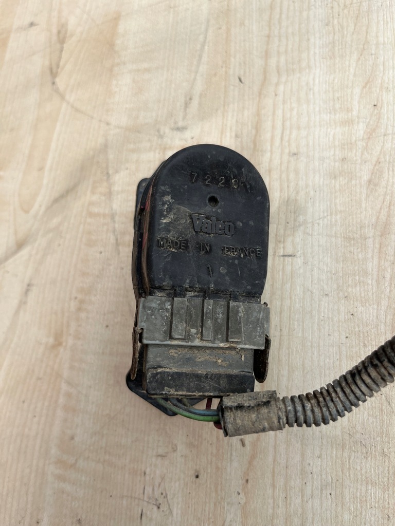 фото №8, Jeep grand cherokee zj моторчик регулировки лампы l