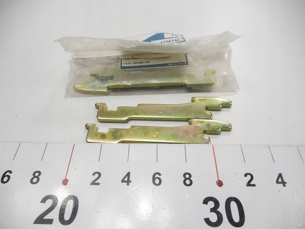 фото №7, Набор натяжители колодка тормозных задних ford fiesta ka puma оригинальный номер 1106149