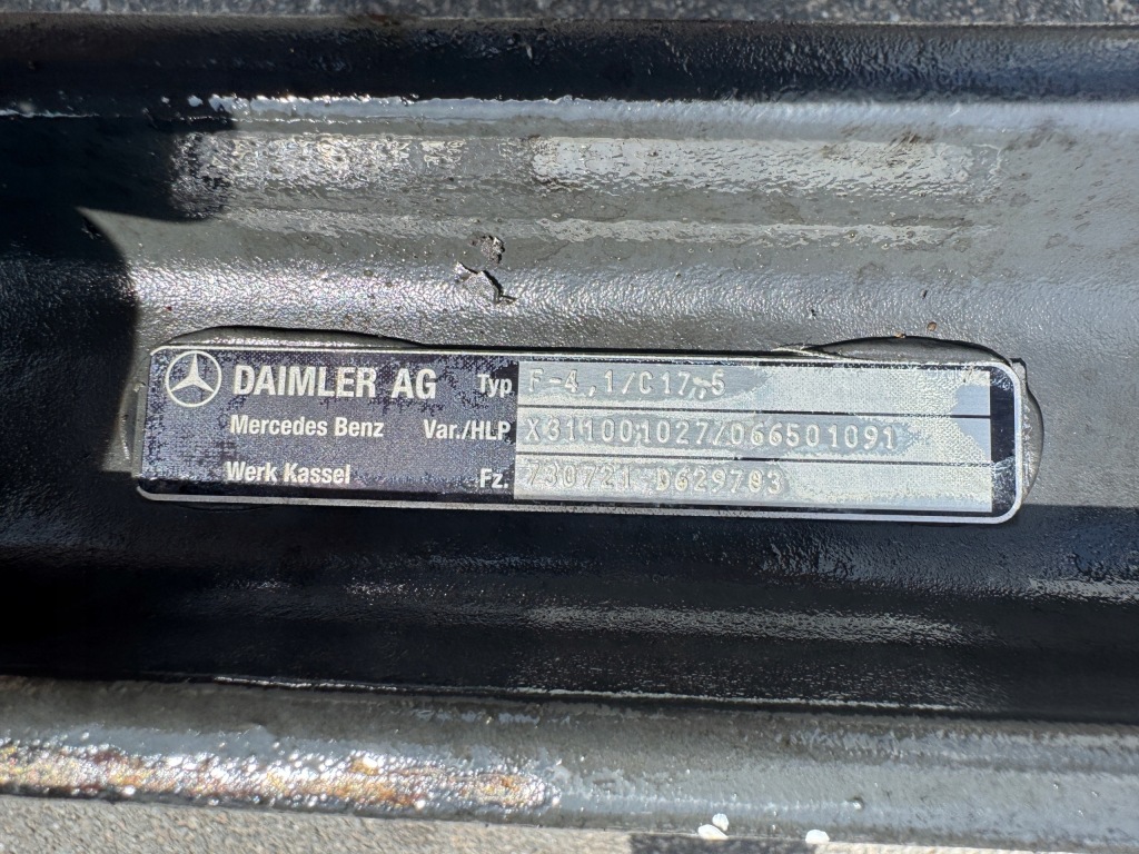 Вісь  балка передня комплектна 17.5 mercedes atego 3 e6 a9723310801 Зі Шроту