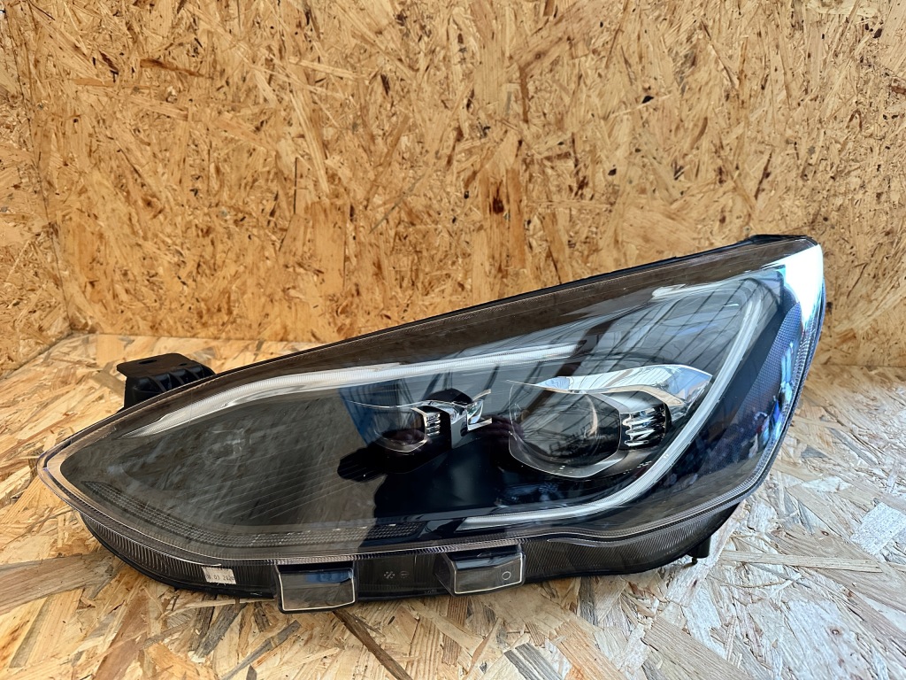 Купити Фара ліва перед ford focus mk4 st full led 18-