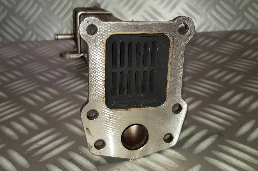 фото №6, Mercedes w212 2.0 cgi m274 радиатор выхлопных газов egr 14