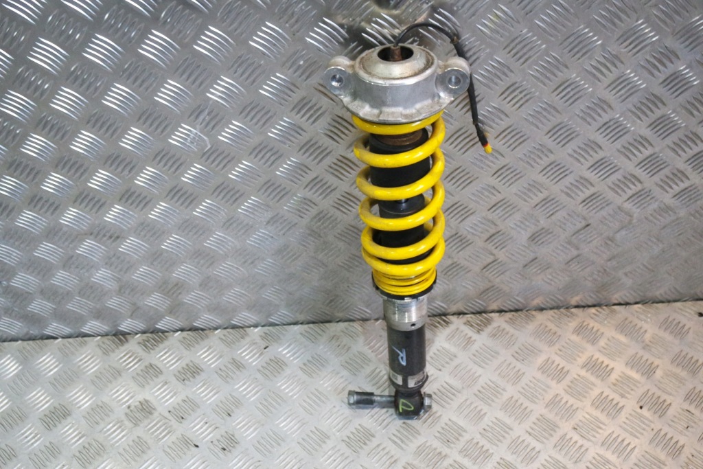 Купити Амортизатор задній правий ferrari 488 338435 2