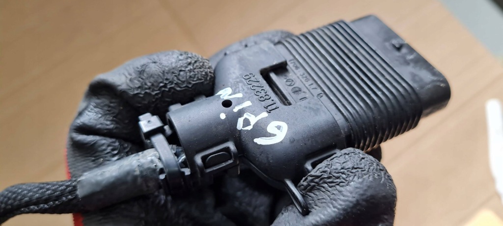 Jeep grand cherokee wl 2022 штекер колодка соединитель бампера левая 1185220 Недорого