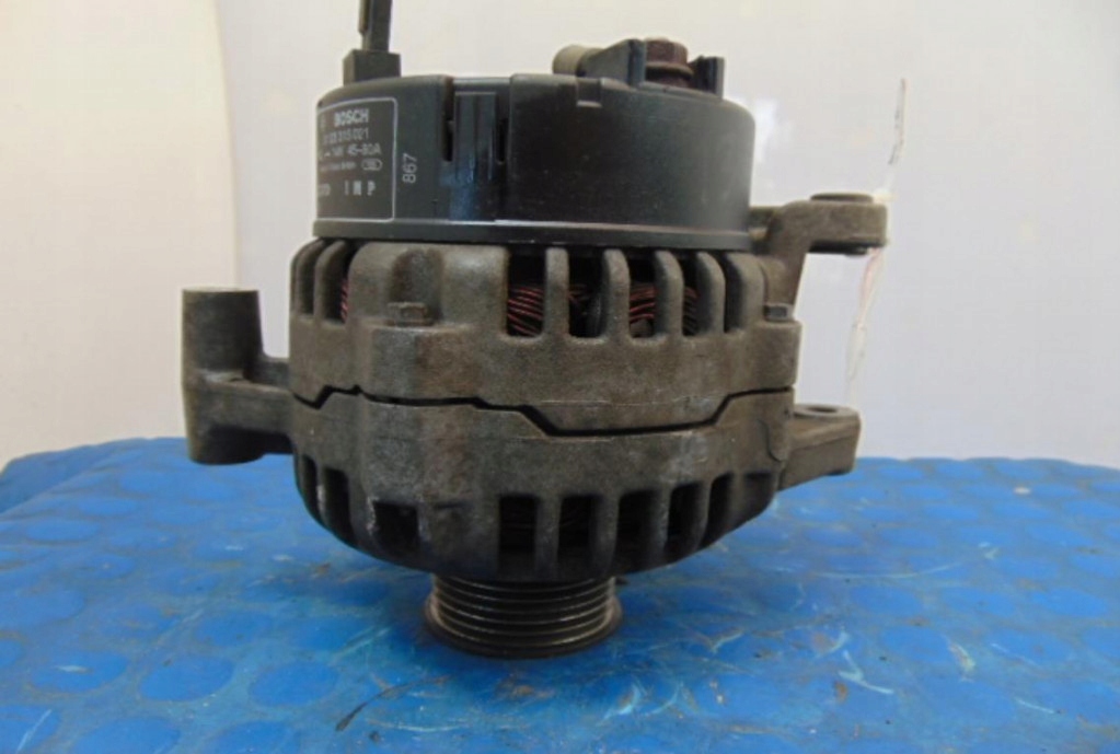 фото №7, Volvo v40 i 2.0 16v генератор 0123315021