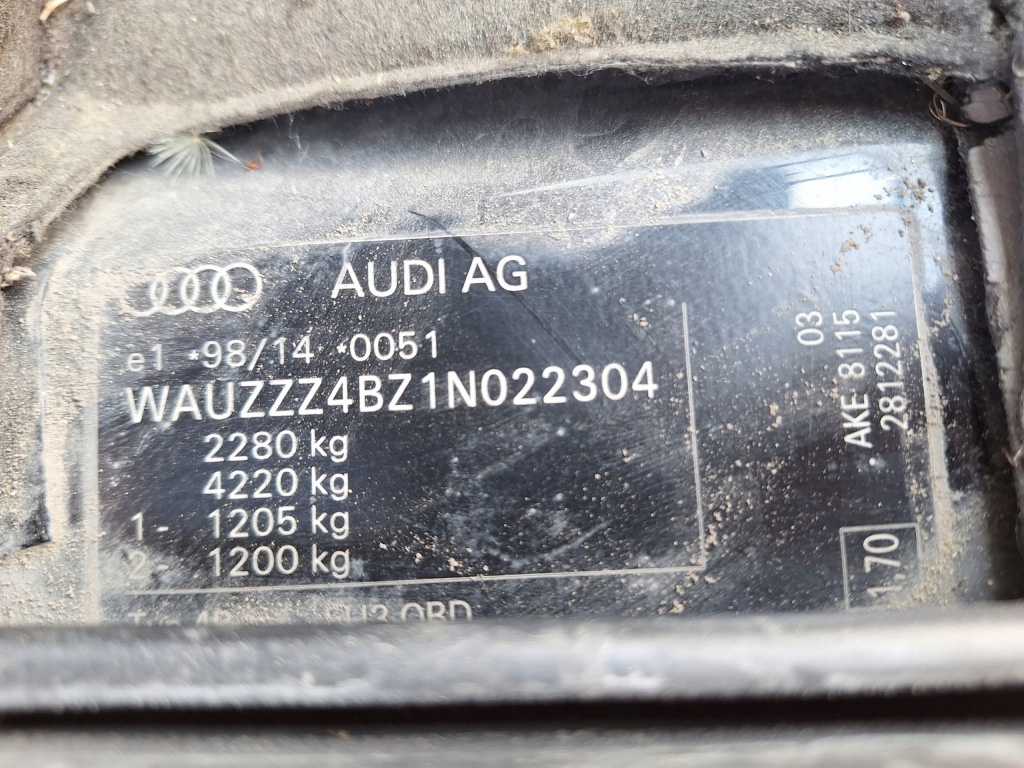Audi a6 c5 4b 4b2 4b5 granatowa крышка капот крышка багажника двигателя рестайлинг  2001-2005 Оригинал