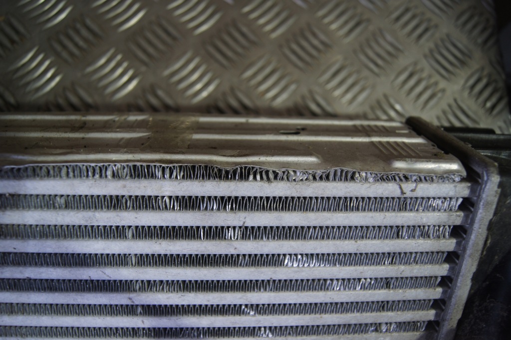 фото №8, Интеркулер megane iii 144968999r отремонтированный