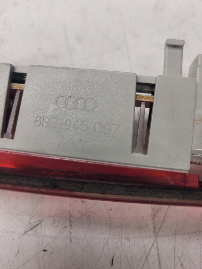 фото №7, Свет стоп стоп-сигнал audi a3 8p lift 3-d 8p3945097