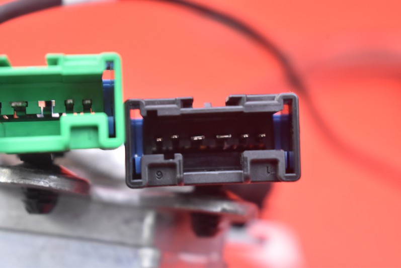 фото №11, Механізм підйому кришки багажника 9687913180 citroen c5 ii x7 iii kombi