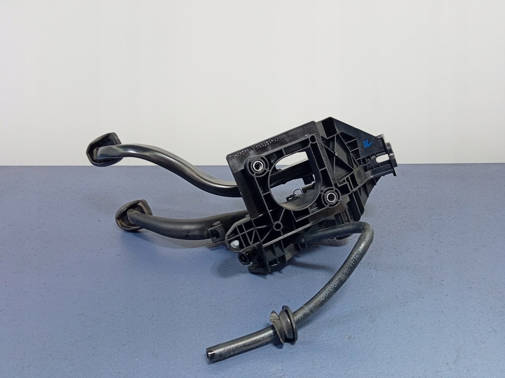 фото №4, Bmw 1 f40 педали сцепления тормоза eu 6898135