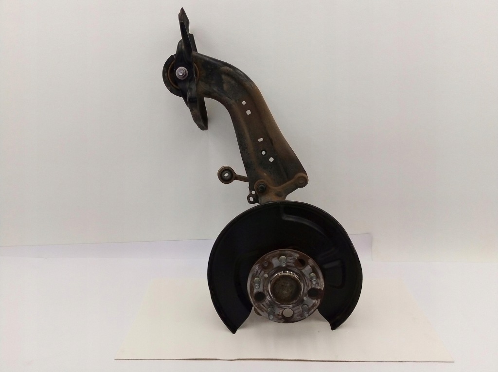 фото №1, Ступица задняя правая toyota c-hr 1.8 hybrid - 2zr-fxe