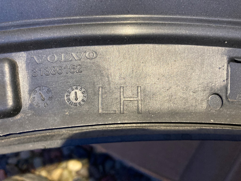 фото №11, Volov v90 ii cross country молдинг na крила передній лівий orygi.