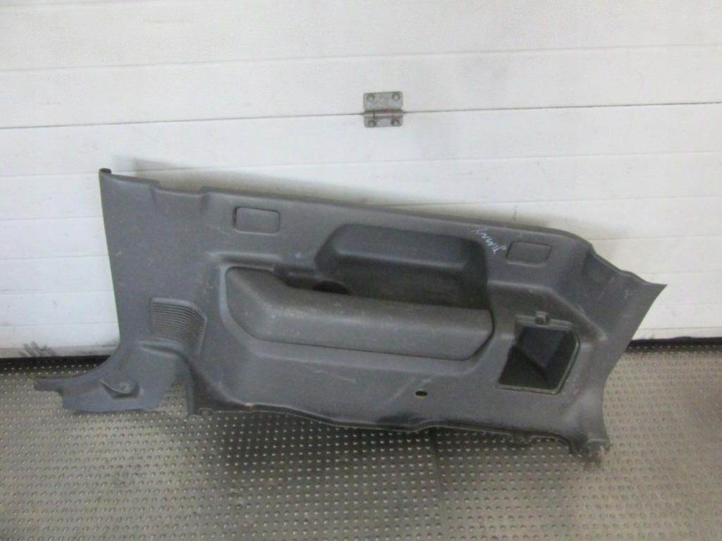 фото №1, Suzuki jimny 2003 обшивка захист багажника правий задня