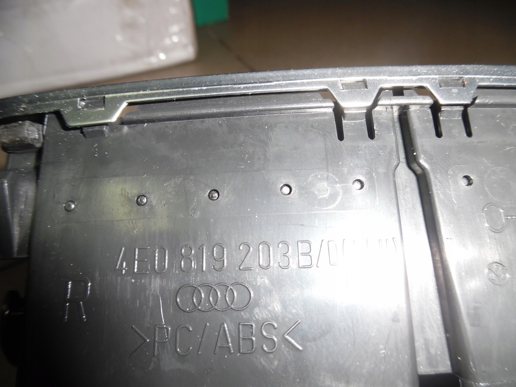 фото №10, Audi a8d3 панель кондиционера 4e0819203b