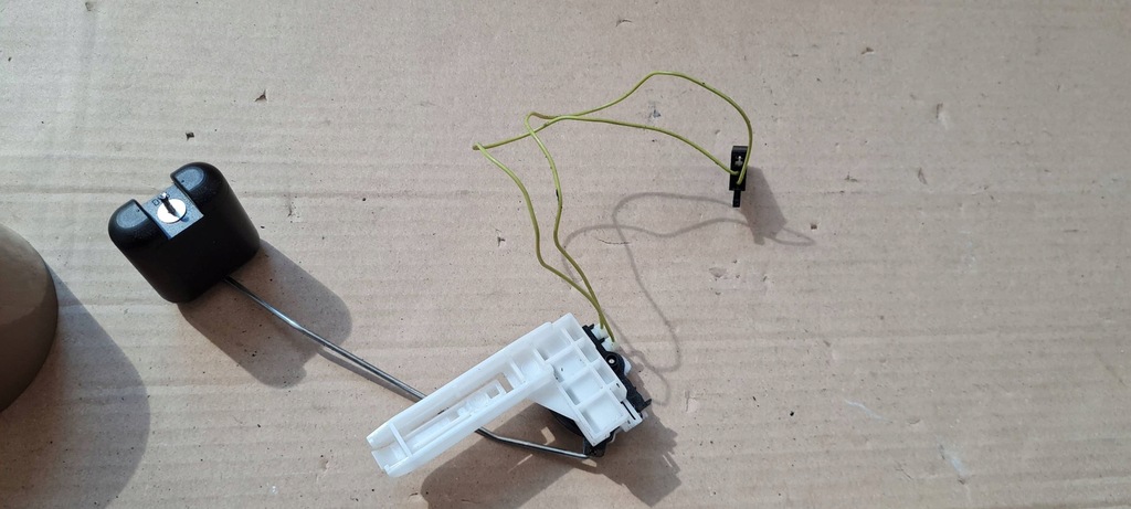 фото №11, A6 c8 4k поплавок датчик уровня топлива дизель 2.0 tdi 100118571aa