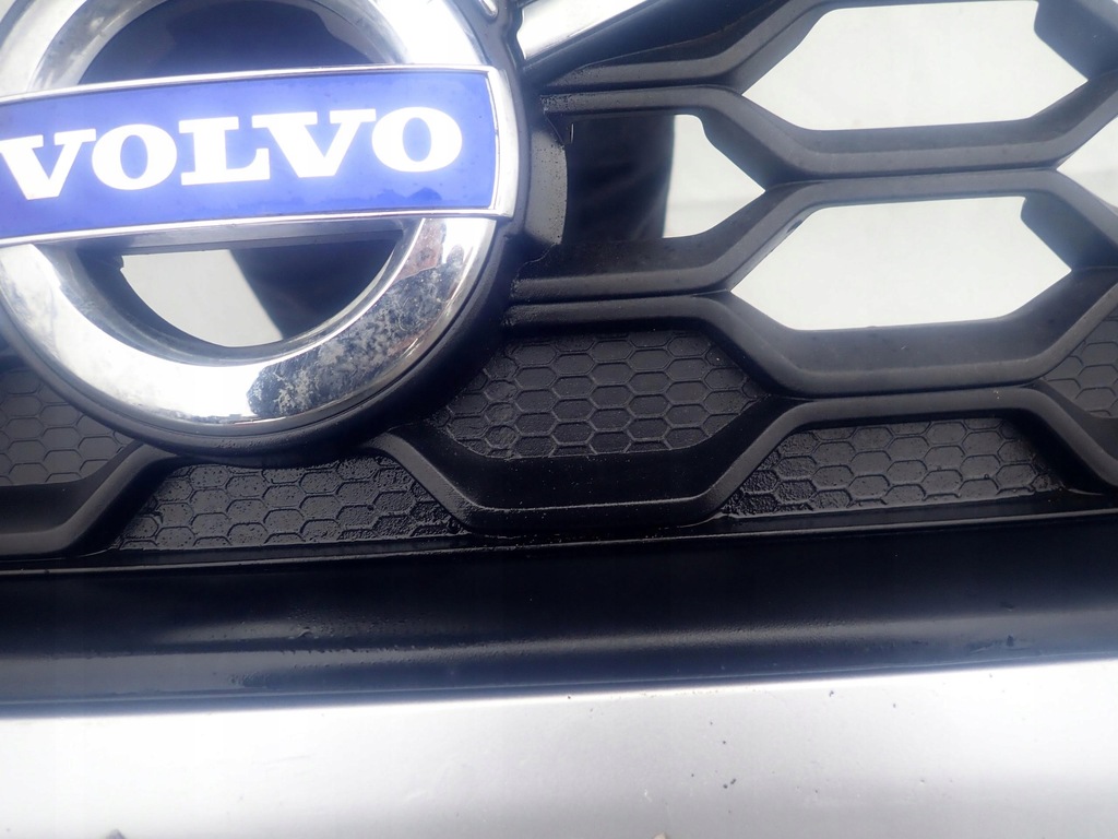 фото №9, Volvo xc40 cross country 12-19 бампер перед