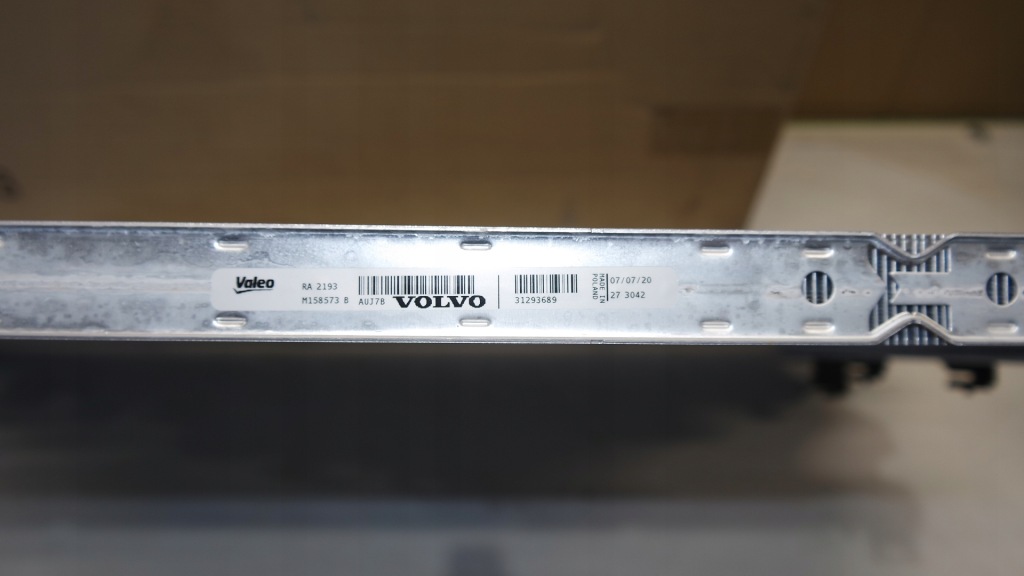 Радиатор воды volvo 31293689 Оригинал