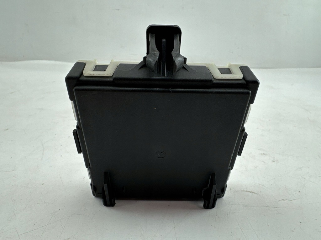 фото №1, Mercedes-benz eqc 2022 блок управления / модуль дверь