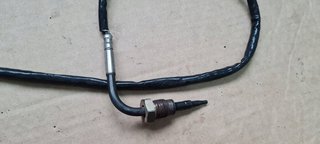 фото №5, A4 b9 8w датчик температуры 2.0 tdi 8w0906088f a5 8w