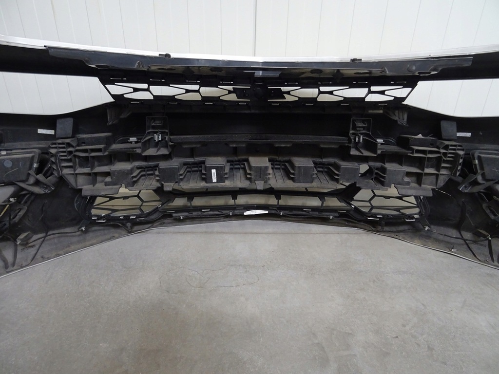 фото №14, 2016+ camaro 6.2 ss 2ss 50th бампер перед передний kompletny drl решётка радиатора