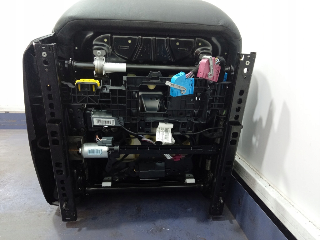 фото №11, Mercedes gls x166 сиденье пассажира правый с подогревом вентилируемый