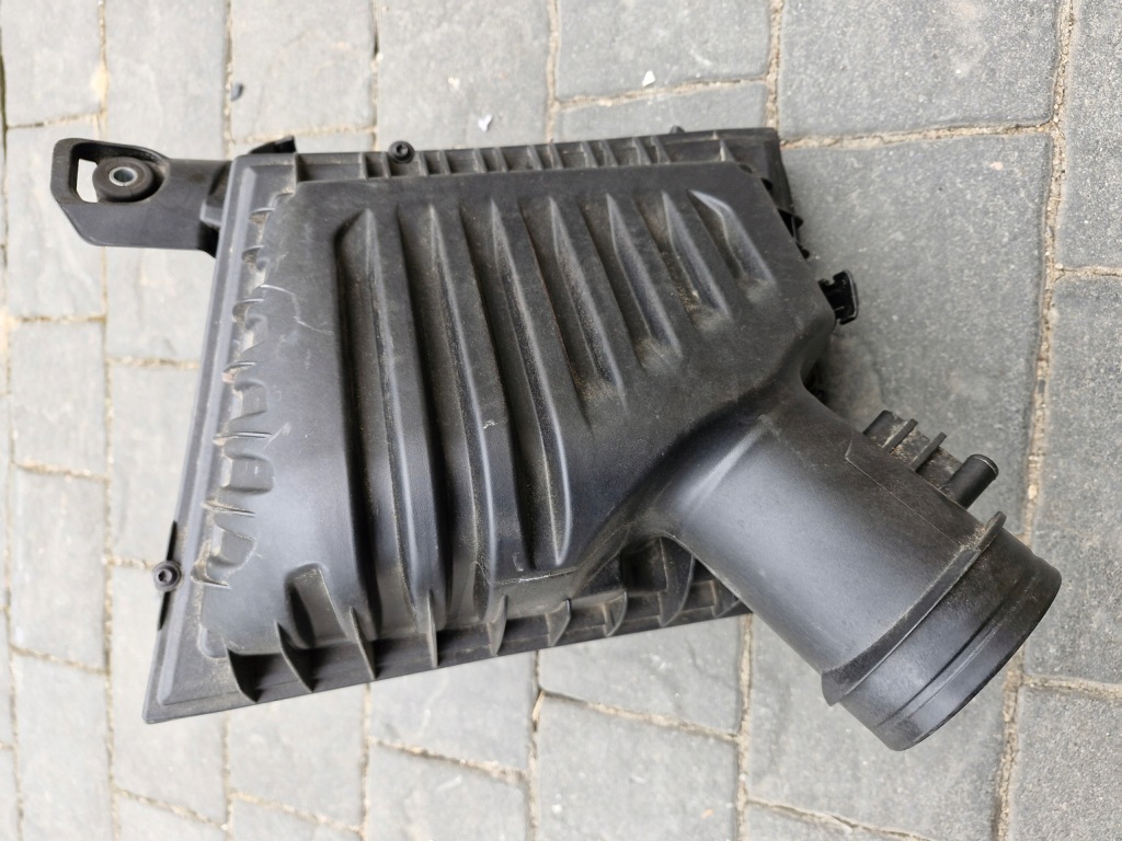фото №1, Bmw 1 f40 2 45 корпус фильтра воздуха