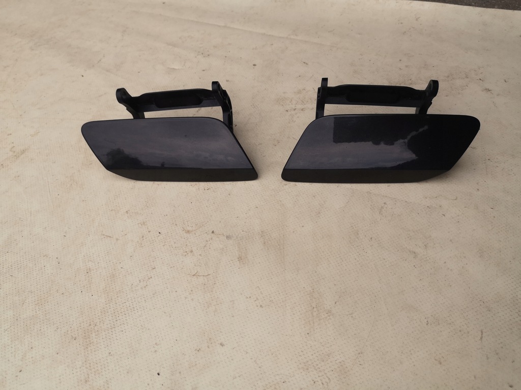 фото №1, Audi a6 c8 заглушка распылителя правая + левая