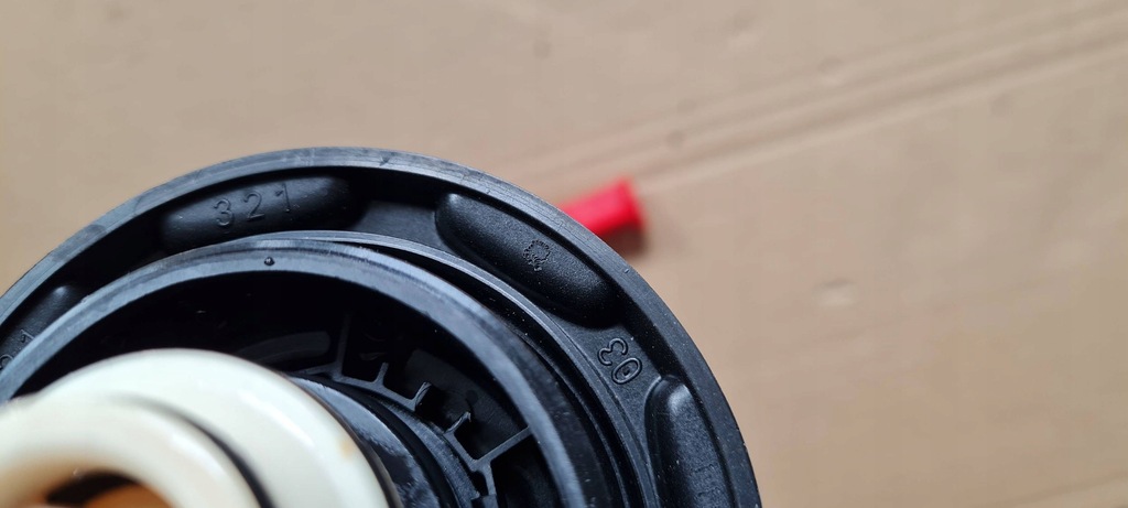 фото №8, Rs5 8w lift s5 кришка бачок рідина 2.9 tfsi 4m0121321q rs4 s4