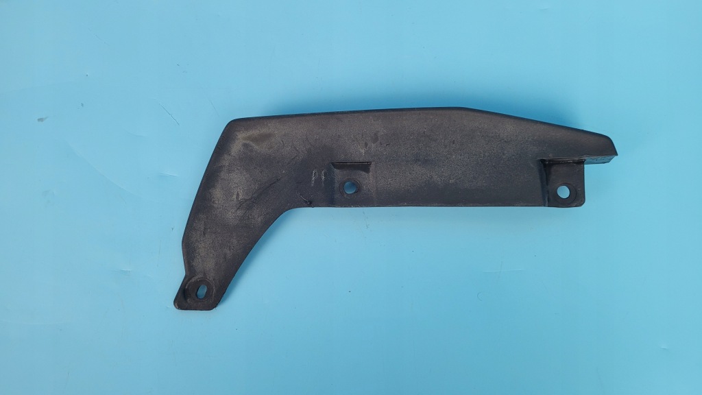 Volvo xc90 2 20r брызговик правый  перед 31383955 Киев