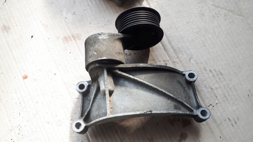 фото №5, S4 b8 lift кронштейн alteranora 3.0 tfsi s5 q5 a6 c7