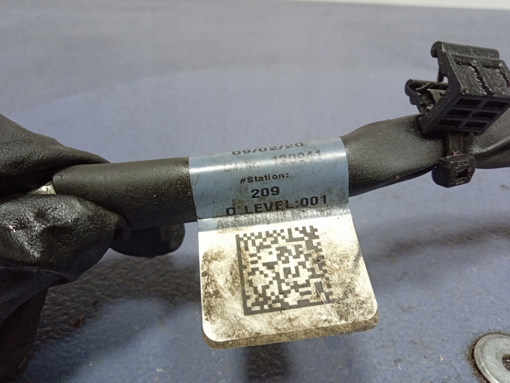 фото №6, Mercedes gls x167 шланг заземляющий аккумулятор масса a1675404101